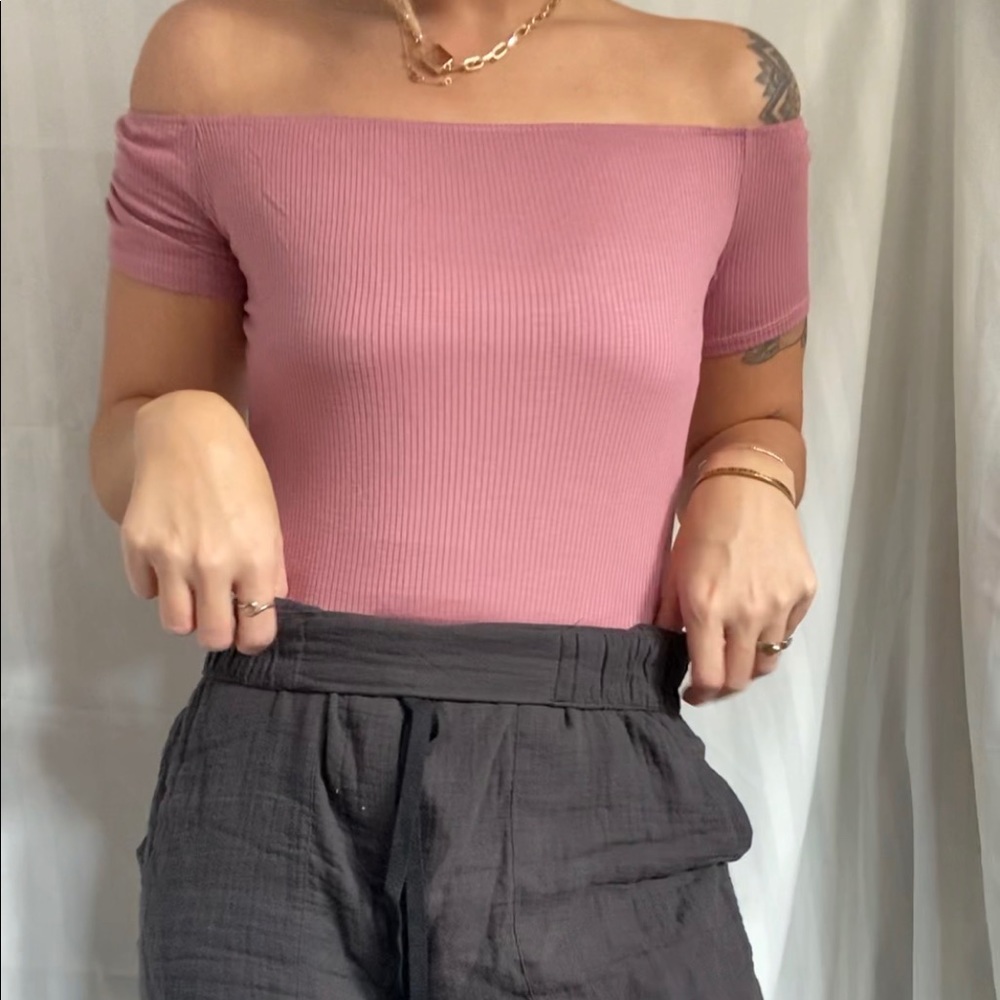 Ribbed bodysuit - Picture 2 of 3